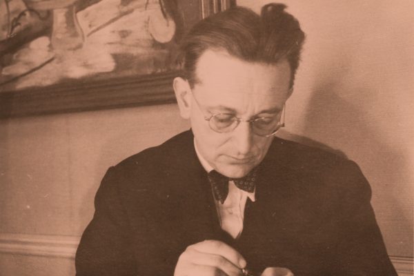 NLMD02_G-00785-II-227, 05-12-2007, 13:26,  8C, 2384x1624 (2367+2842), 100%, LetterkundigMu, 1/100 s, R49.3, G30.9, B38.6