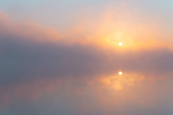 Gorgeous,Morning,Scenery,With,The,Amazing,Rising,Sun,Through,The