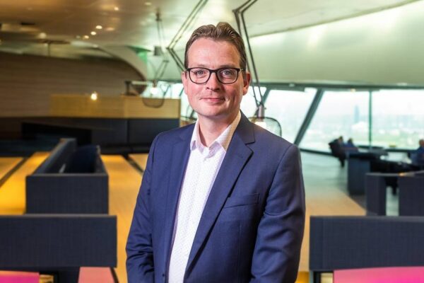 portretfoto-erwin-folmer-header_2023_d5962610