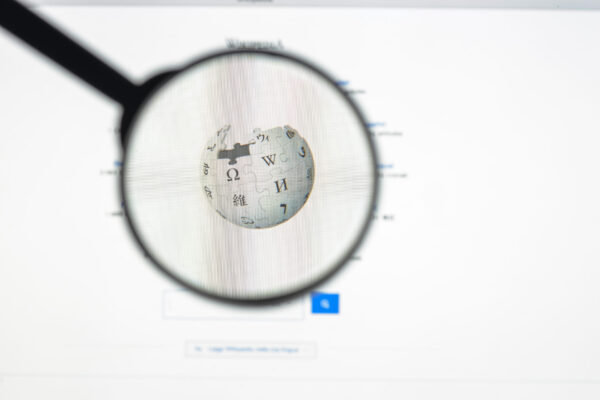 Milan,,Italy,-,August,10,,2017:,Wikipedia,Website,Homepage.,It